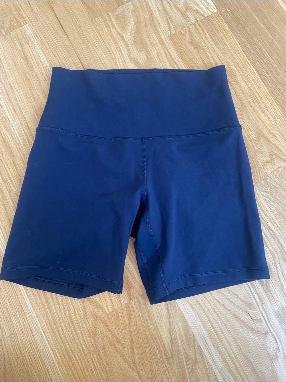 lululemon Align Navy High-Rise Bike Shorts in Size 6